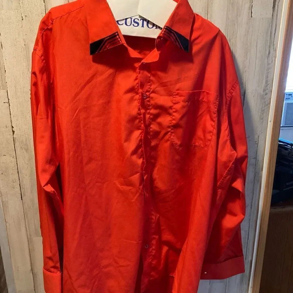 Shirt by KARL Knox With embellished collar Size 36/37￼￼